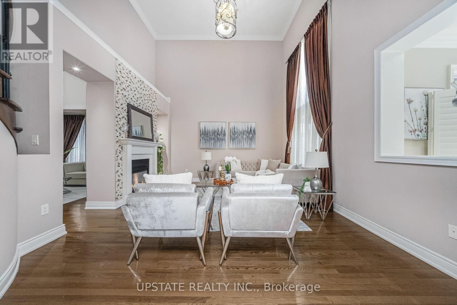 24 HAYWOOD DRIVE Image 8