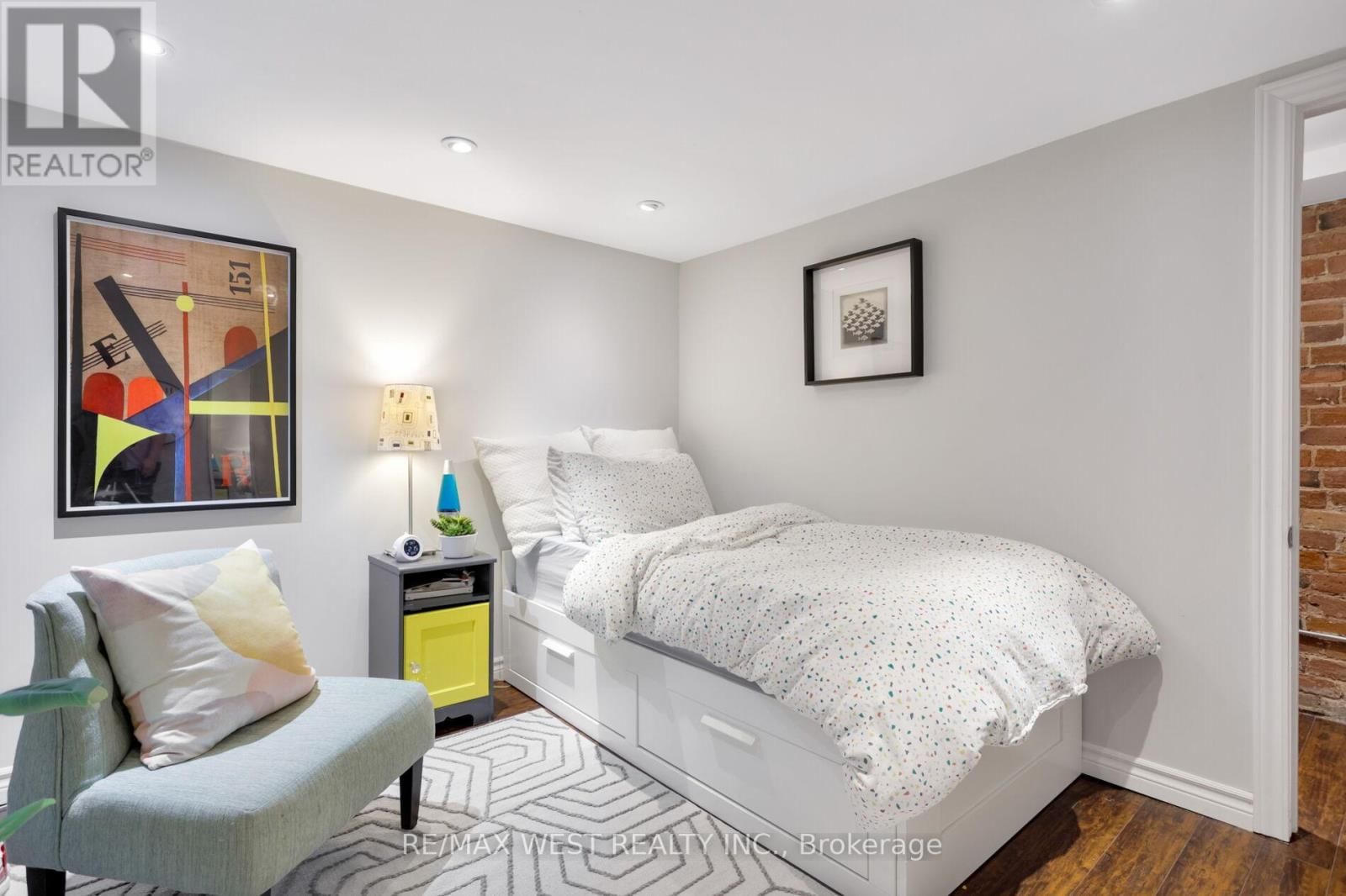 87 SPRINGHURST AVENUE Image 45