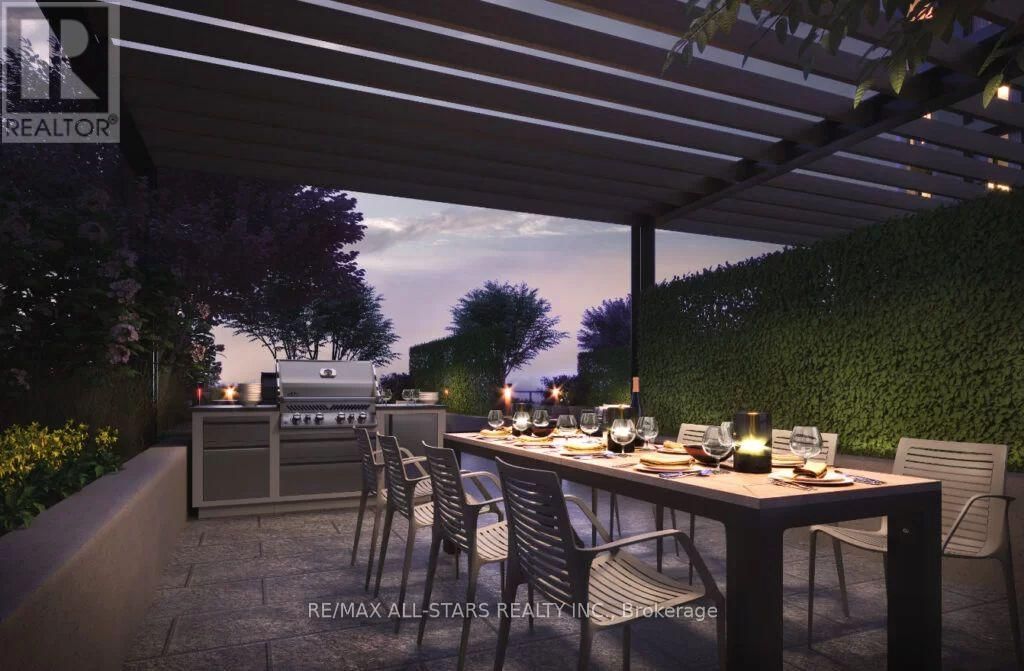 1502 - 60 CENTRAL PARK ROADWAY Image 20