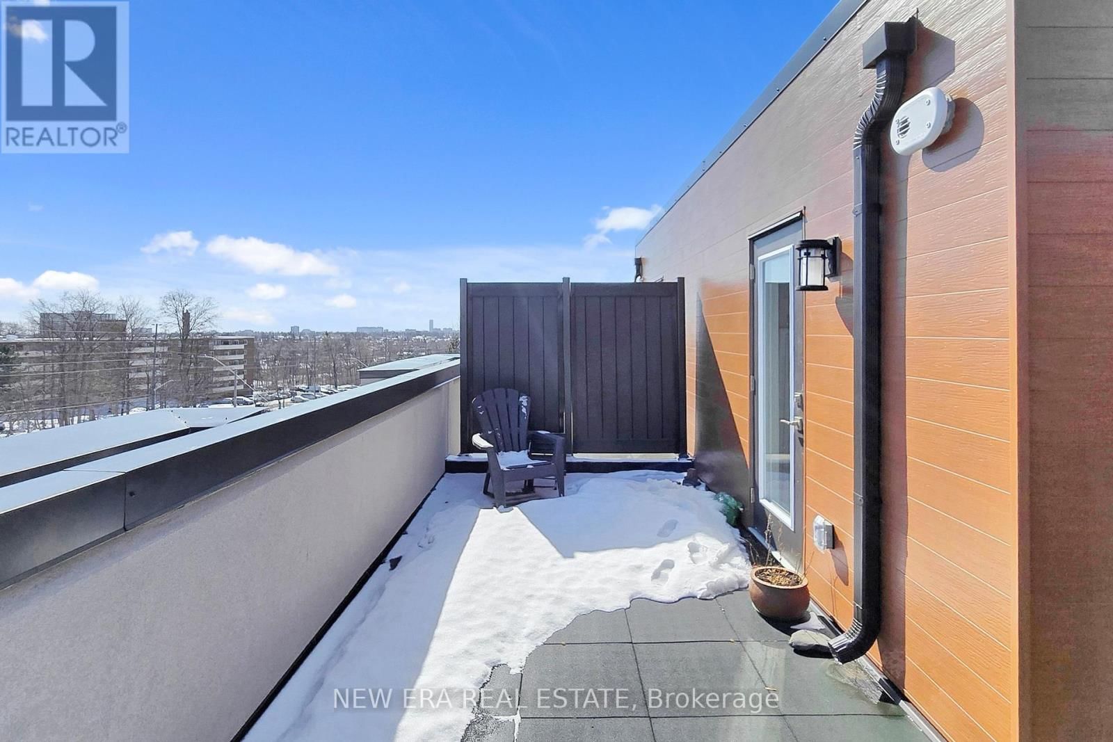 7 - 4015 HICKORY DRIVE Image 20