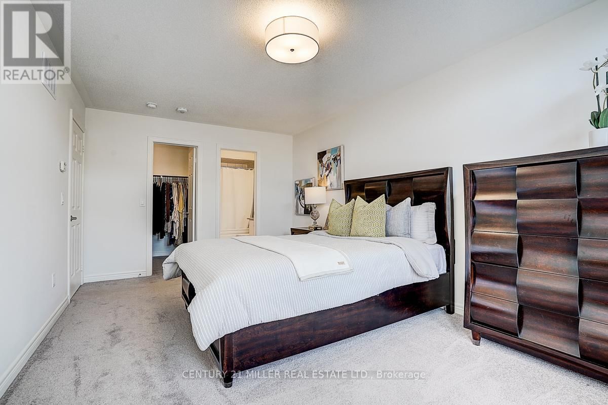 465 MANHATTAN COMMON Image 27