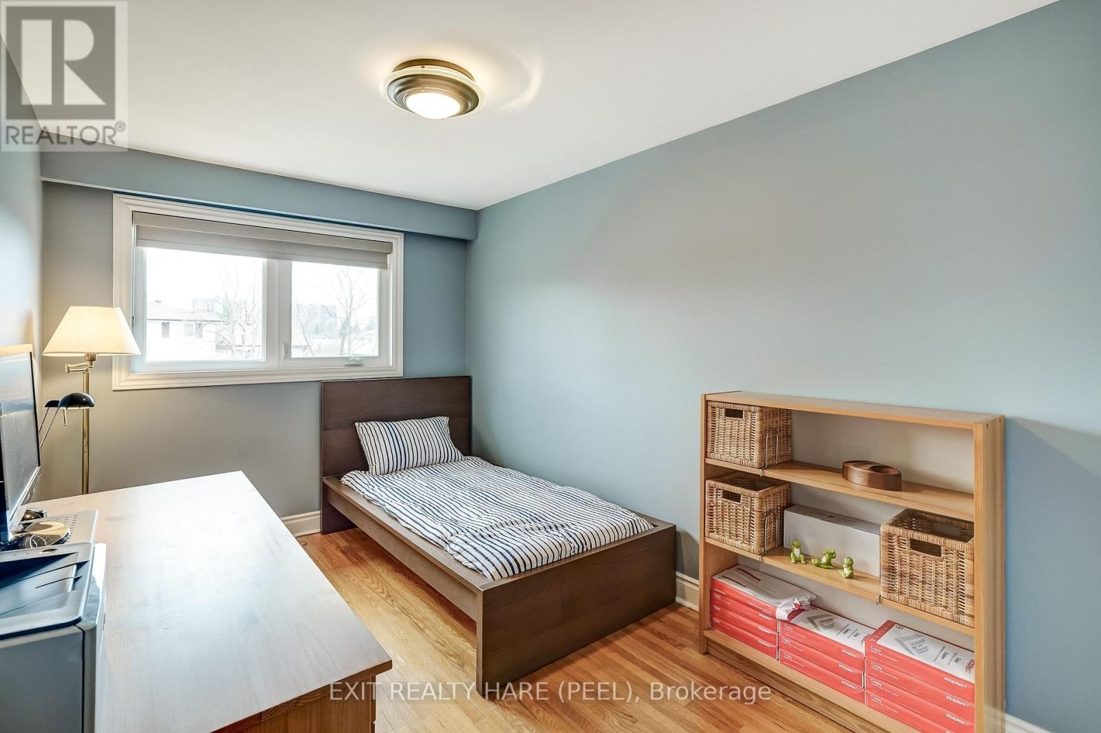 29 TROTTERS LANE Image 23