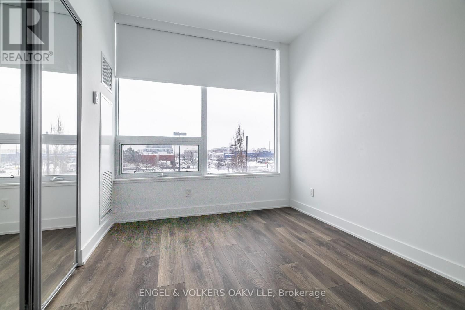 248 - 2481 TAUNTON ROAD Image 16