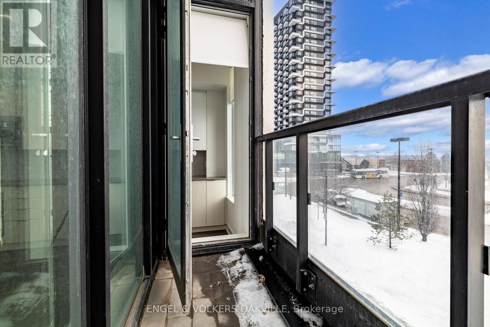 248 - 2481 TAUNTON ROAD Image 20