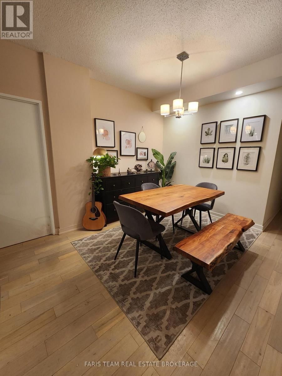 806 - 88 PALACE PIER COURT Image 38