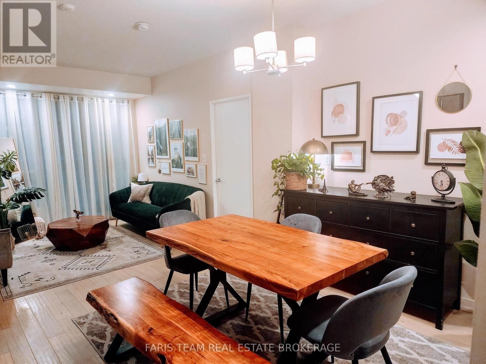 806 - 88 PALACE PIER COURT Image 39