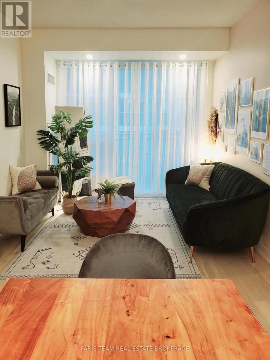 806 - 88 PALACE PIER COURT Image 40