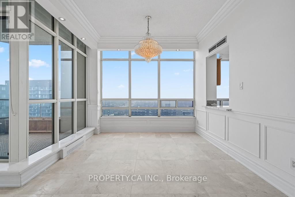 PH11 - 75 KING STREET EAST Image 8