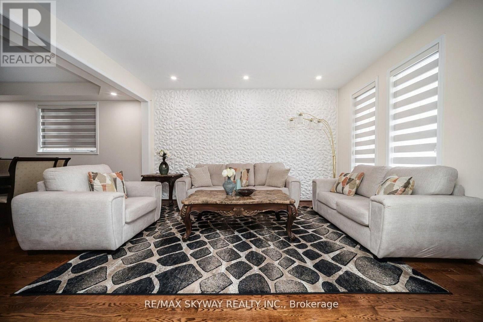 104 WHITWELL DRIVE Image 10