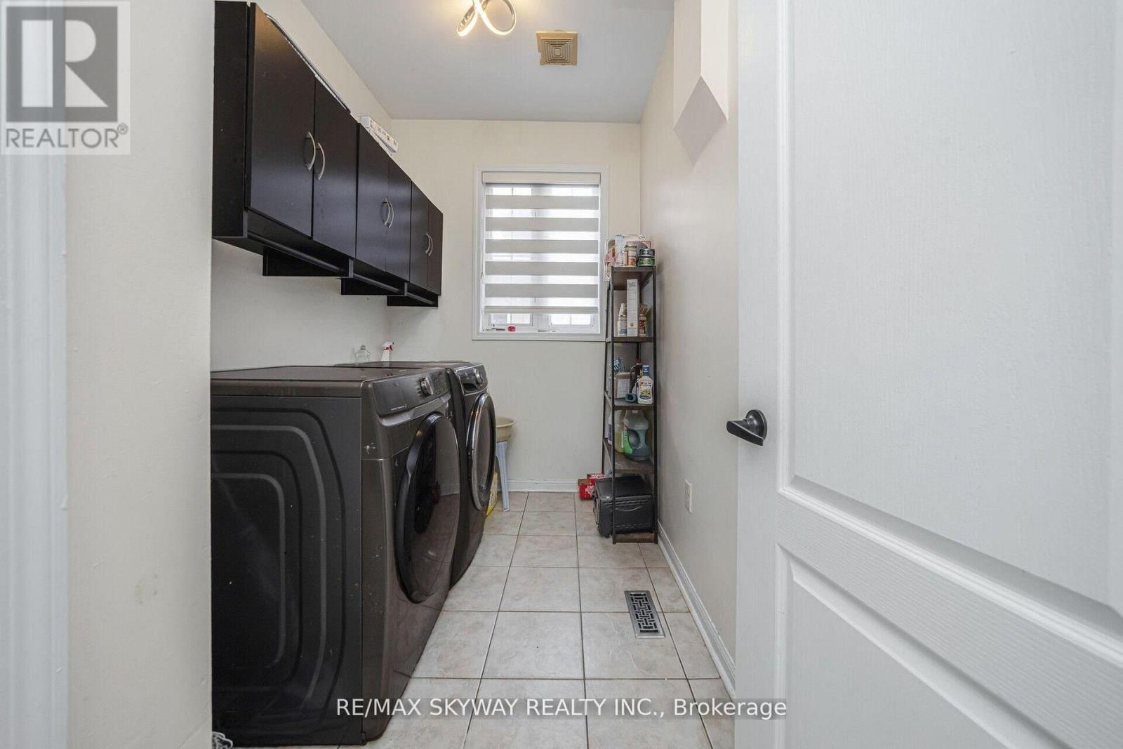 104 WHITWELL DRIVE Image 5