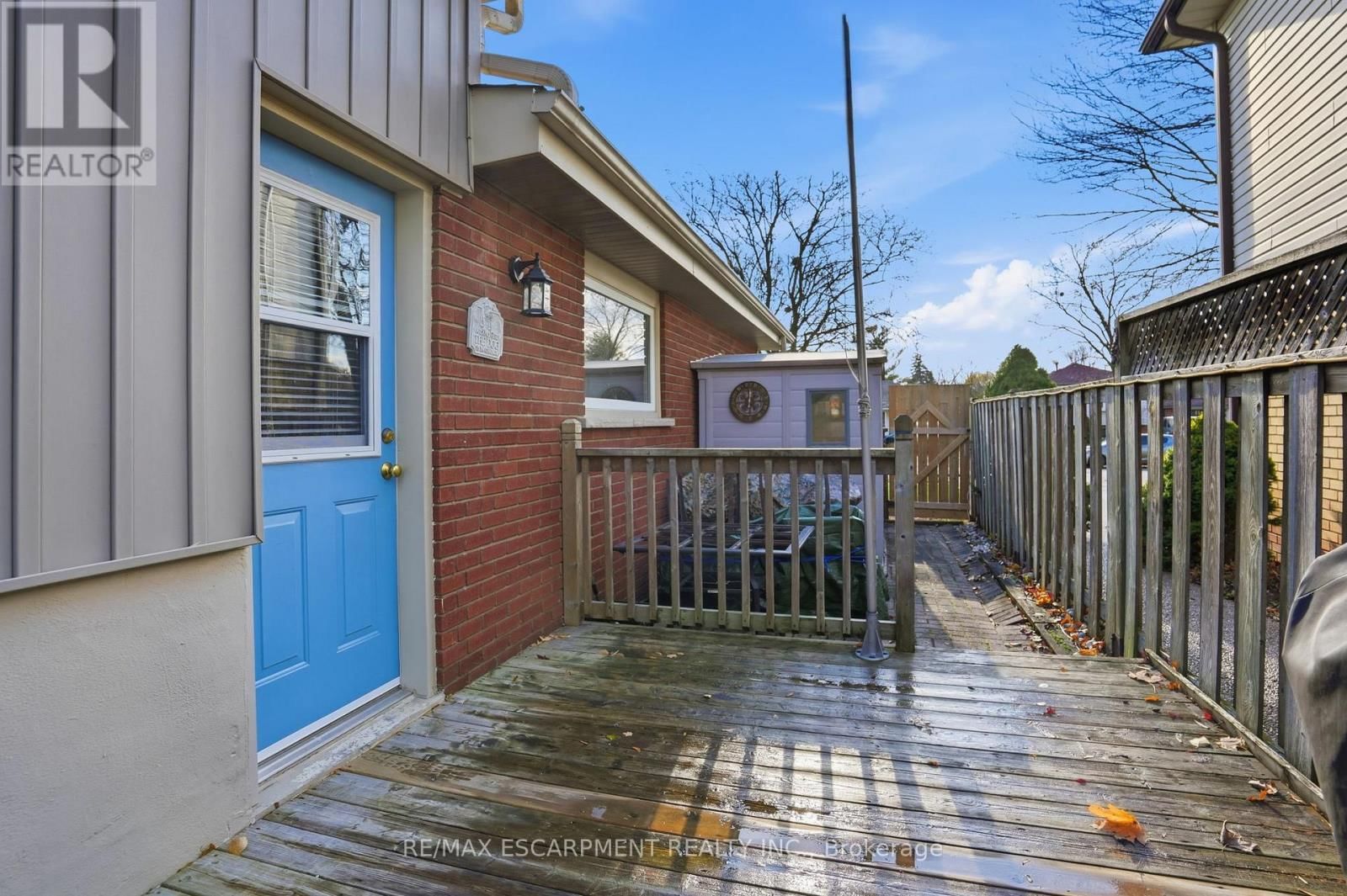 345 ERINDALE DRIVE Image 29