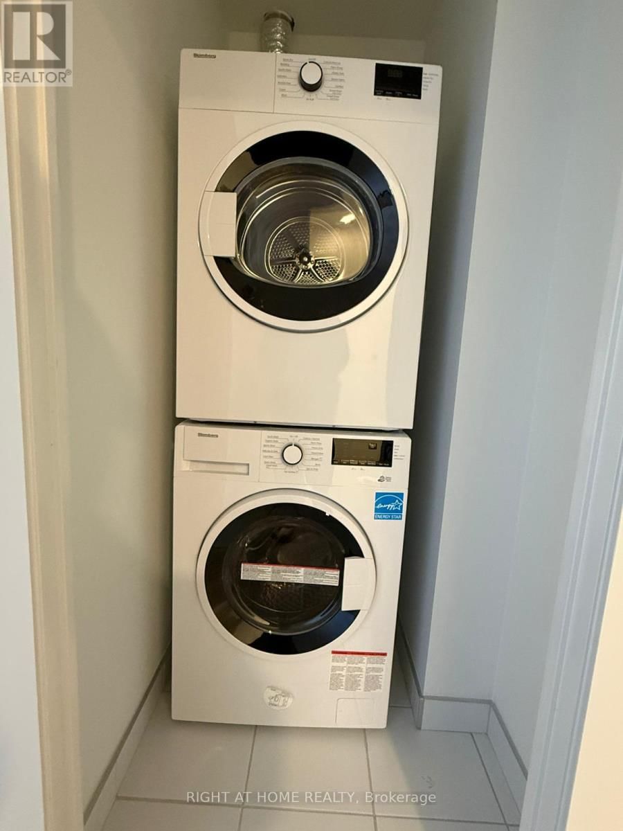 204 - 1 FAIRVIEW RD STREET Image 15