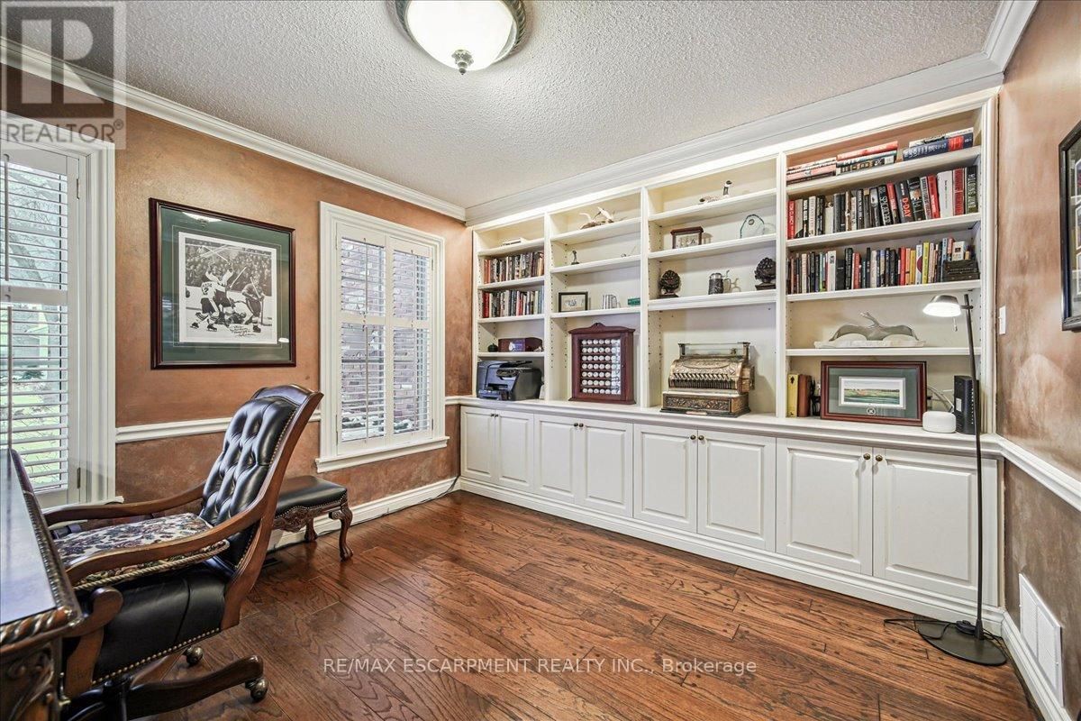 2305 CHEVERIE STREET Image 18