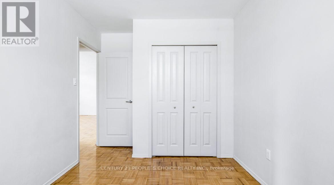 604 - 1219 DUNDAS STREET WEST Image 11