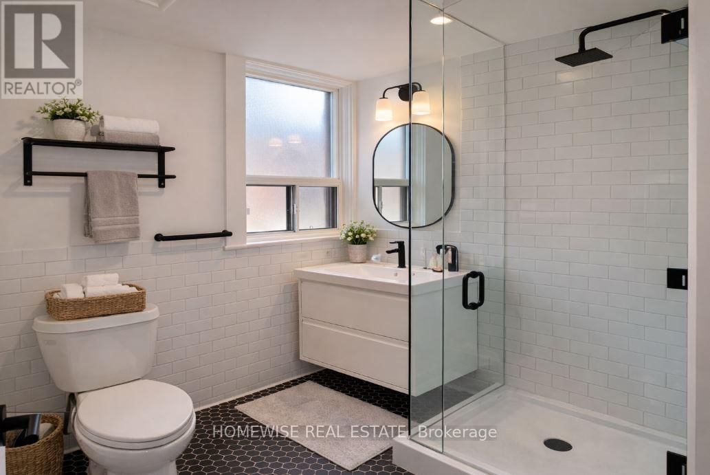 101 - 5 HIGH PARK BOULEVARD Image 5