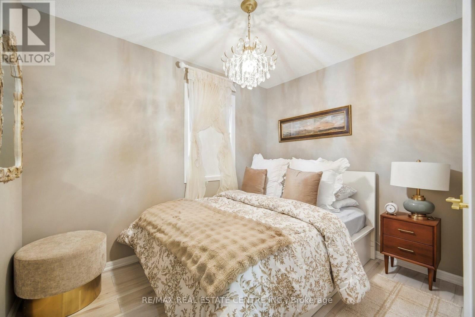 26 - 6020 DERRY ROAD Image 32