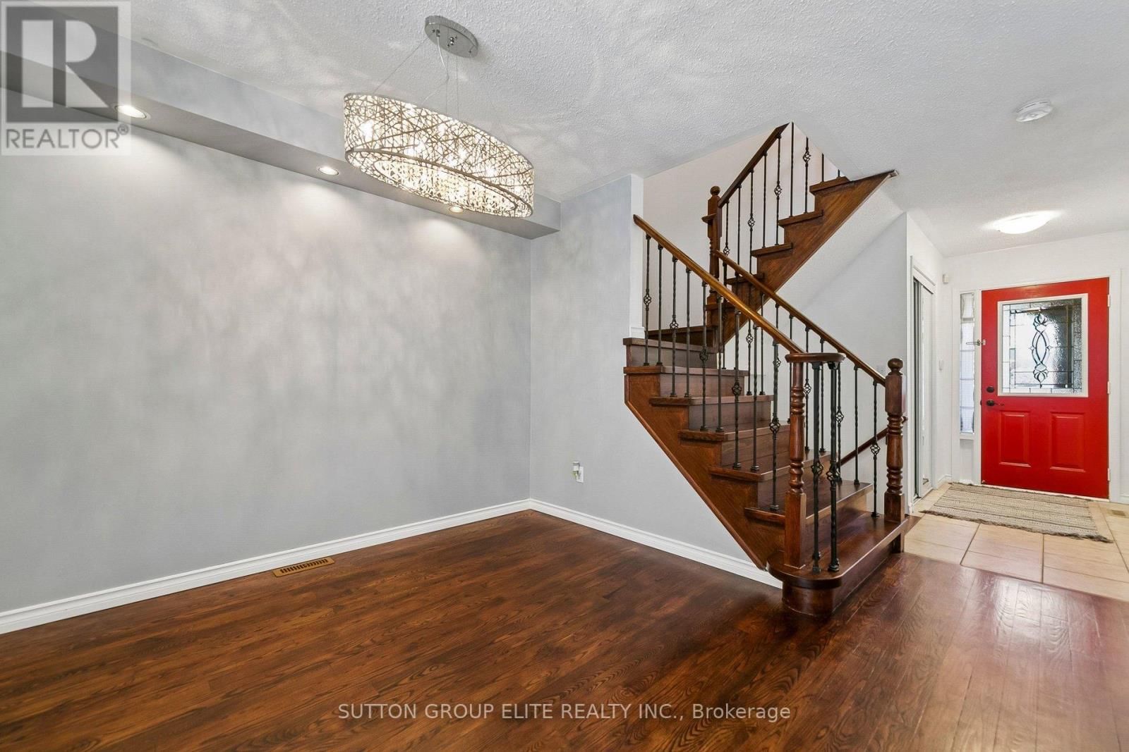 636 PORTER WAY Image 8