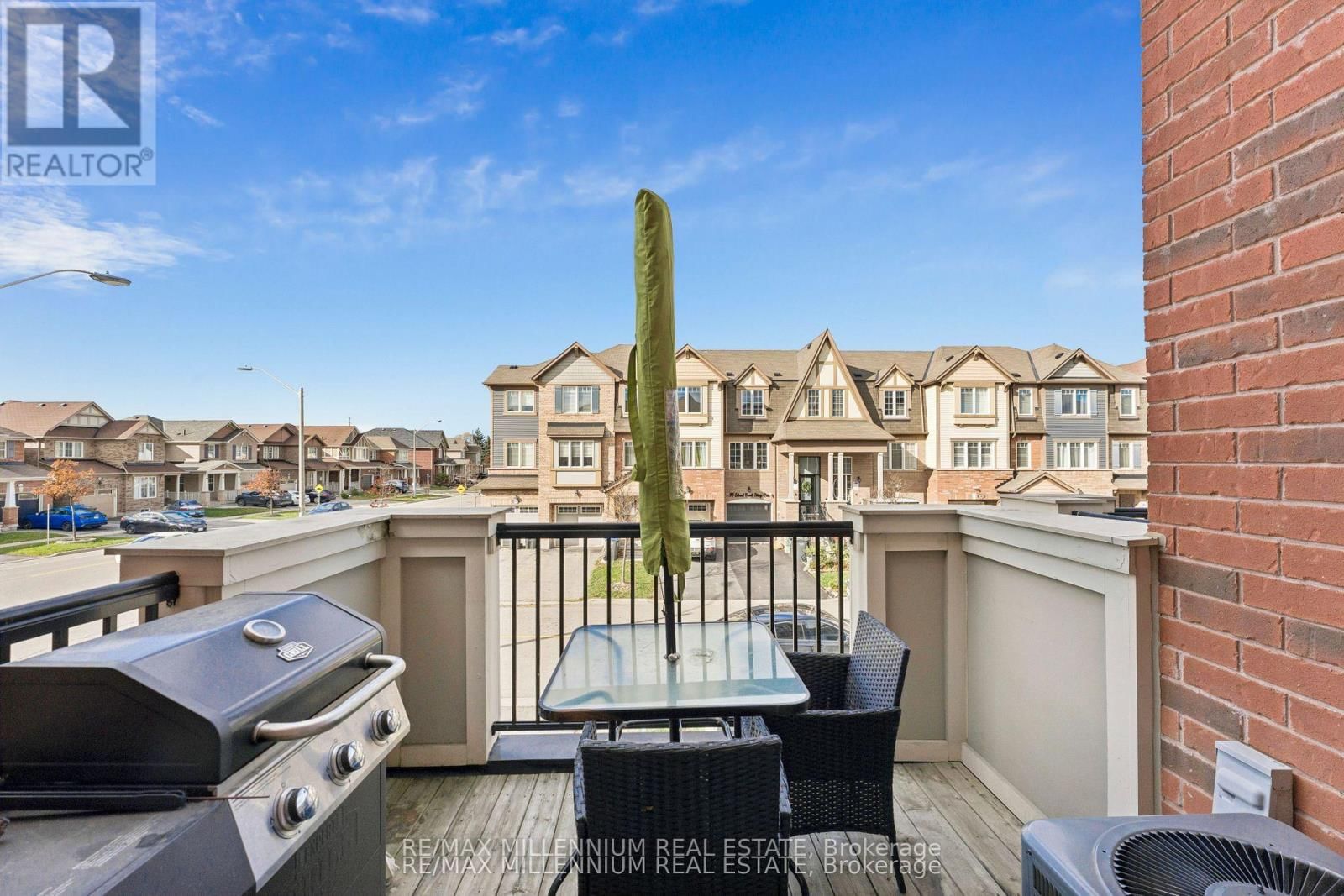 53 COLONEL FRANK CHING CRESCENT Image 20