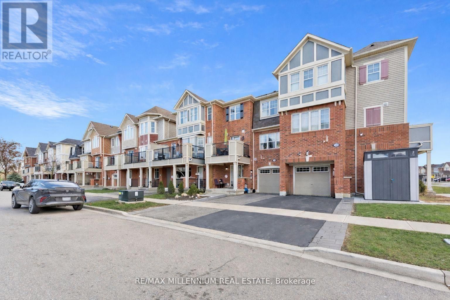 53 COLONEL FRANK CHING CRESCENT Image 3