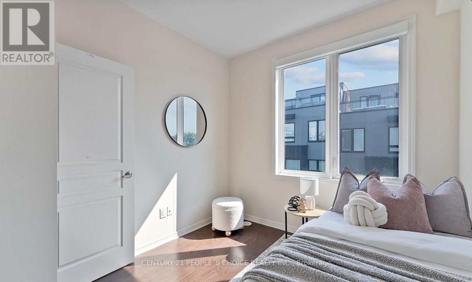 312 - 1100 BRIAR HILL AVENUE Image 15