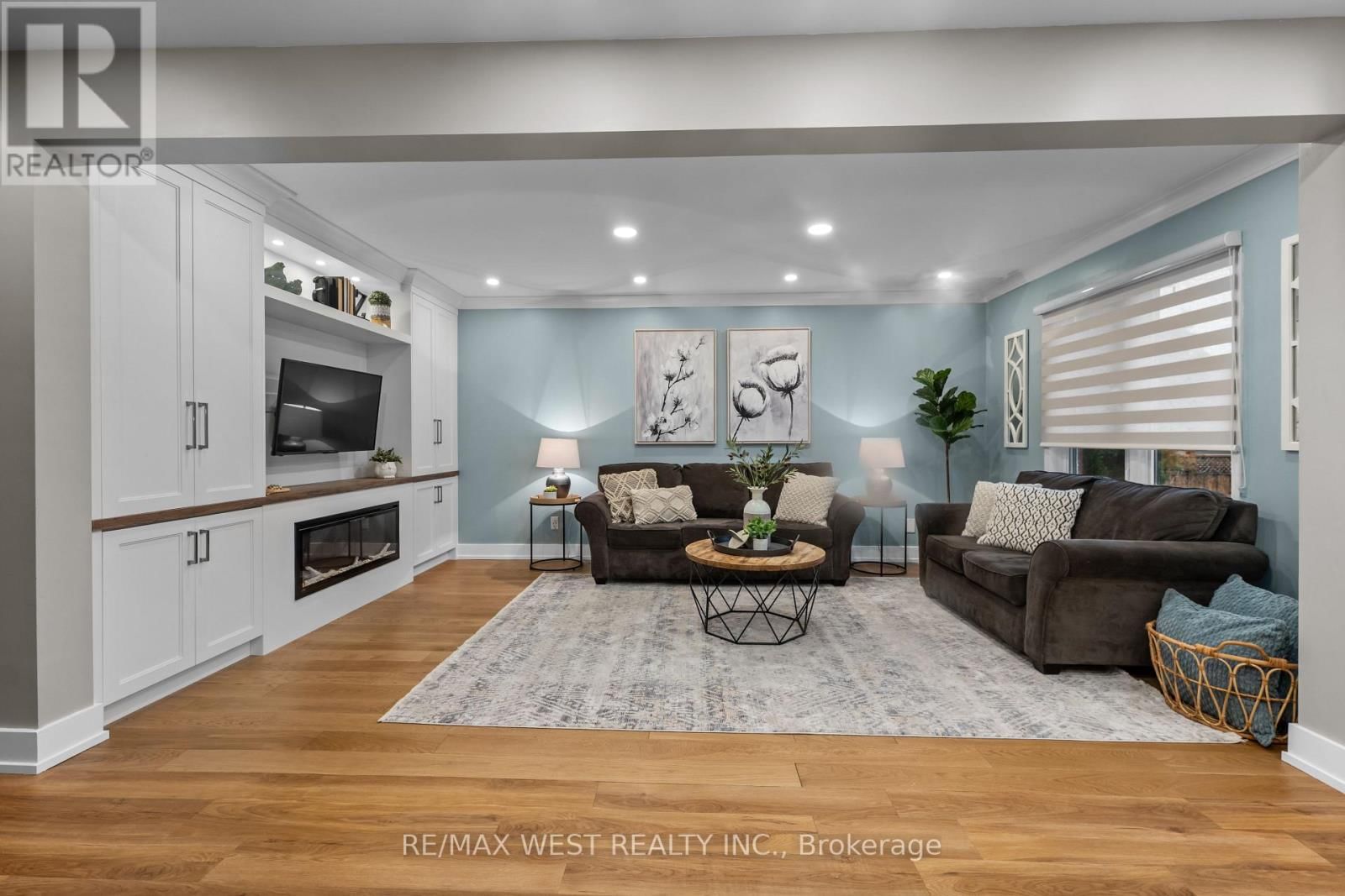 12 BERRYDOWN DRIVE Image 16