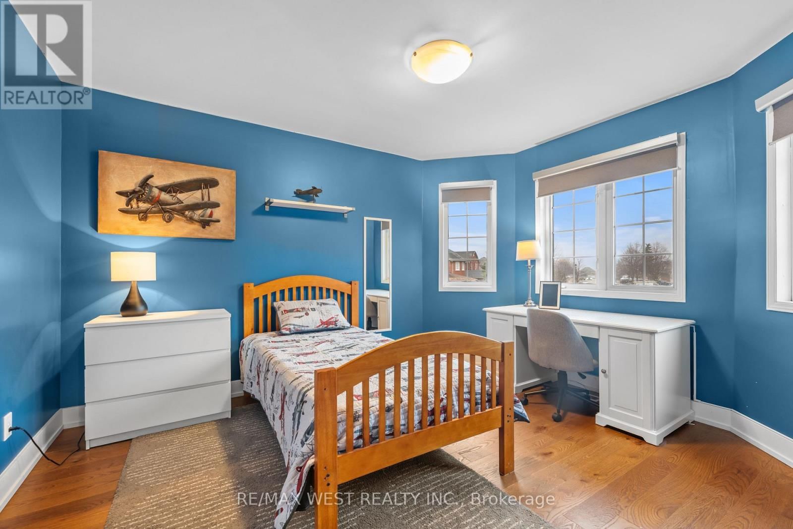 12 BERRYDOWN DRIVE Image 31