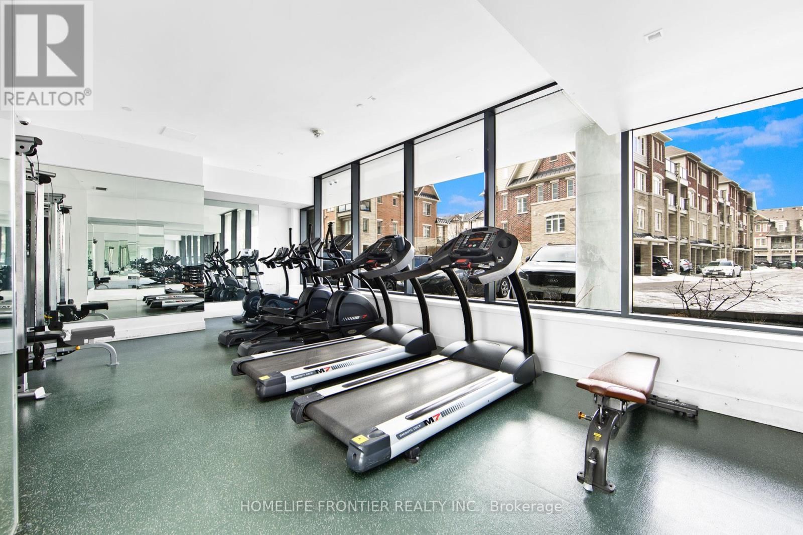 603 - 180 VETERANS DRIVE Image 25