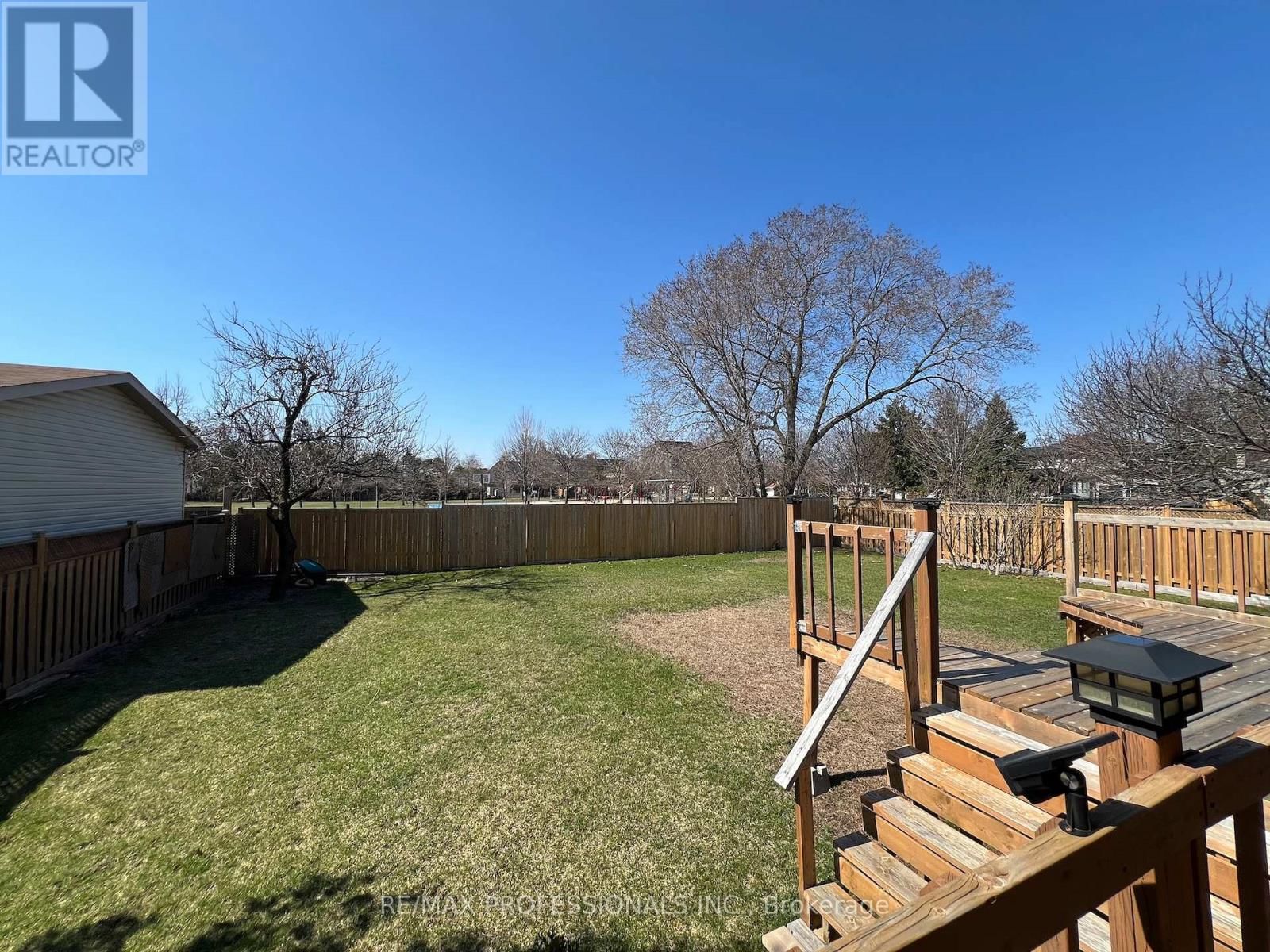 2504 DONNAVALE DRIVE Image 39