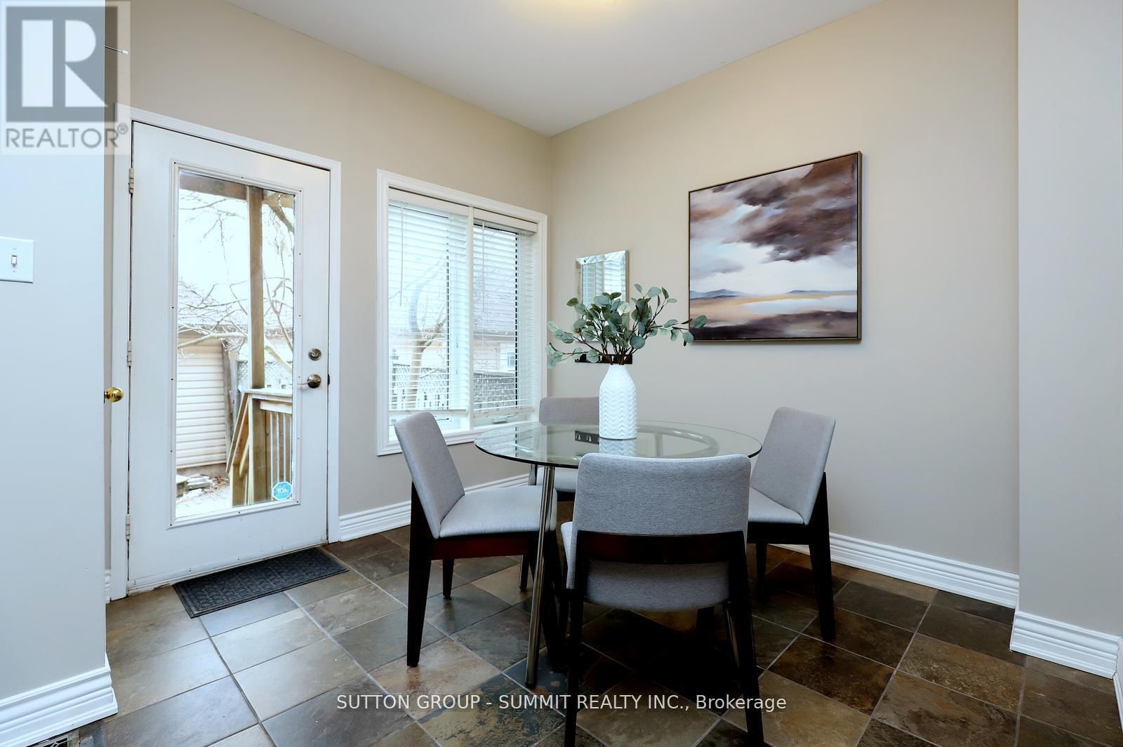 260 GLENASHTON DRIVE Image 14