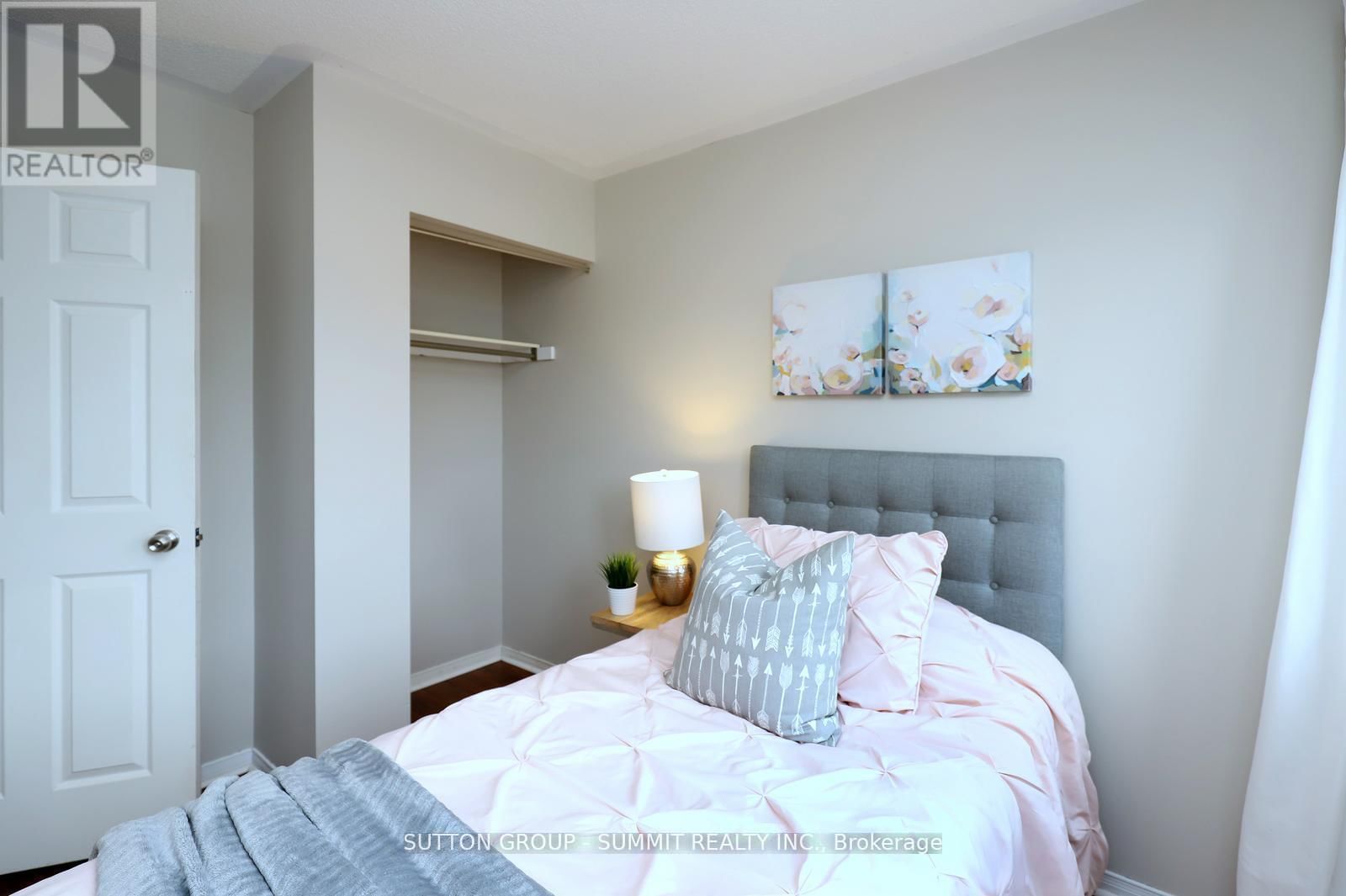 260 GLENASHTON DRIVE Image 23