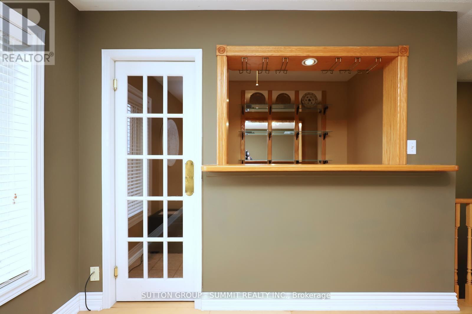 260 GLENASHTON DRIVE Image 26