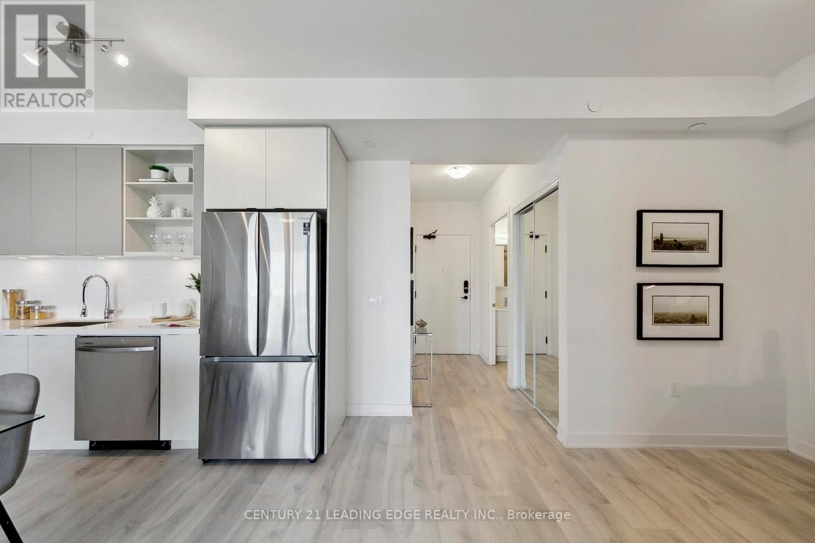 302 - 4655 METCALFE AVENUE Image 13