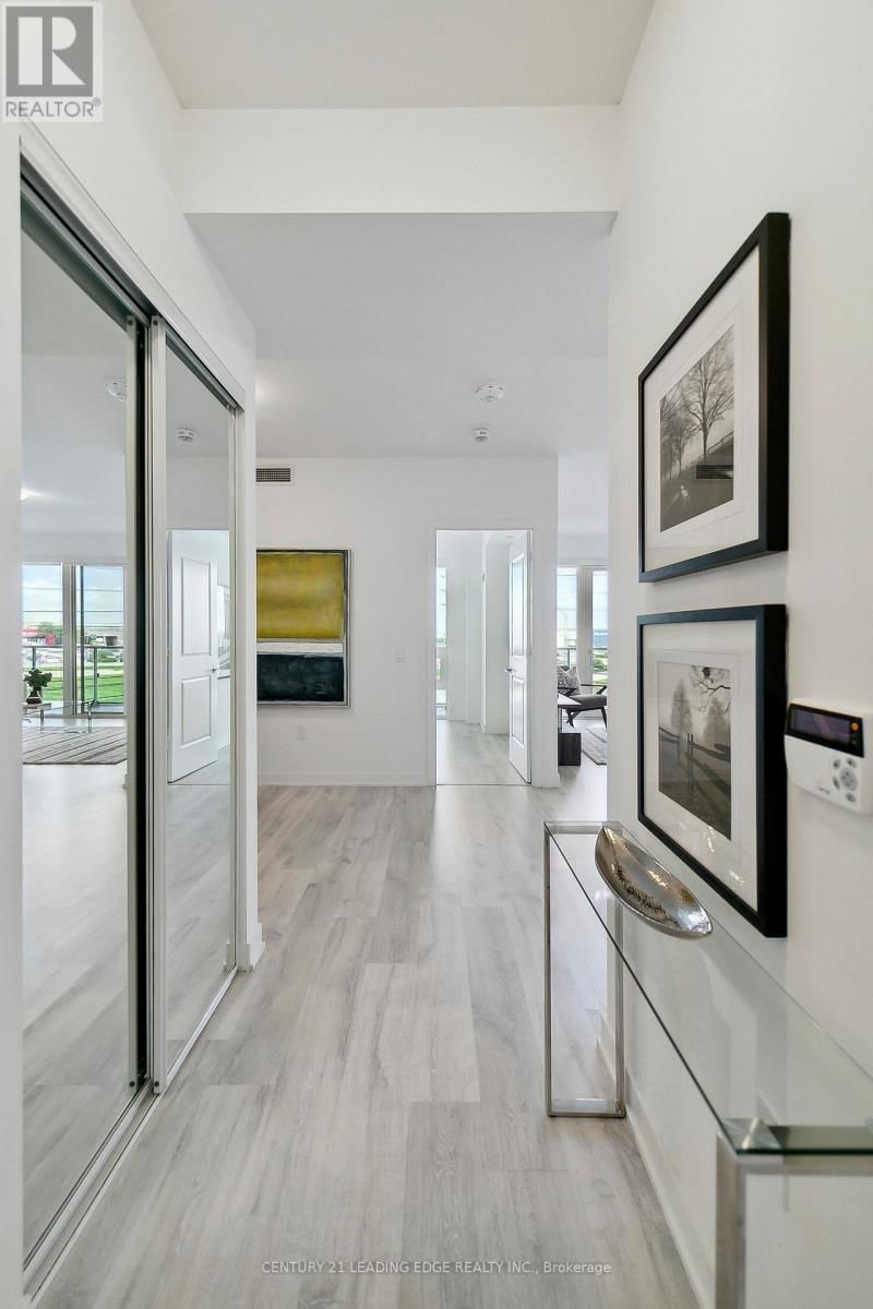 302 - 4655 METCALFE AVENUE Image 2