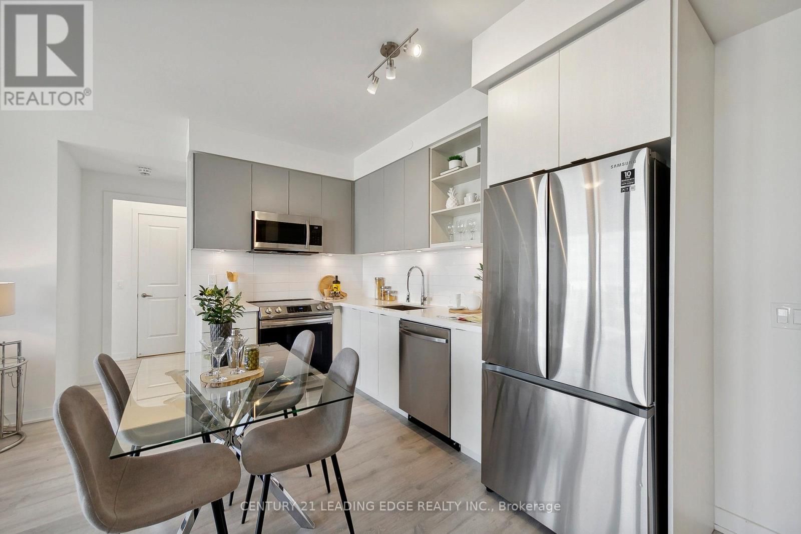 302 - 4655 METCALFE AVENUE Image 7