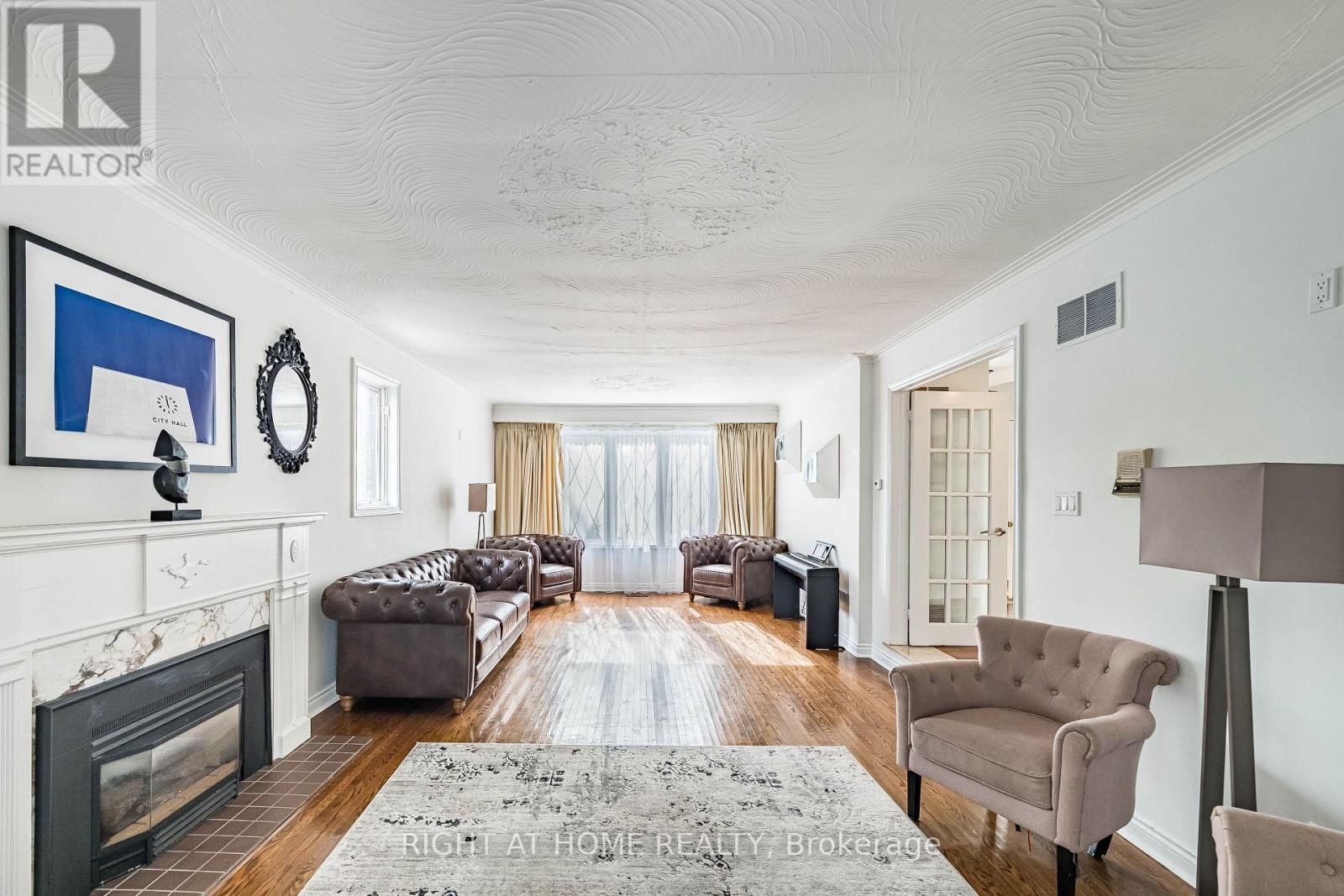 2123 GORDON DRIVE Image 10