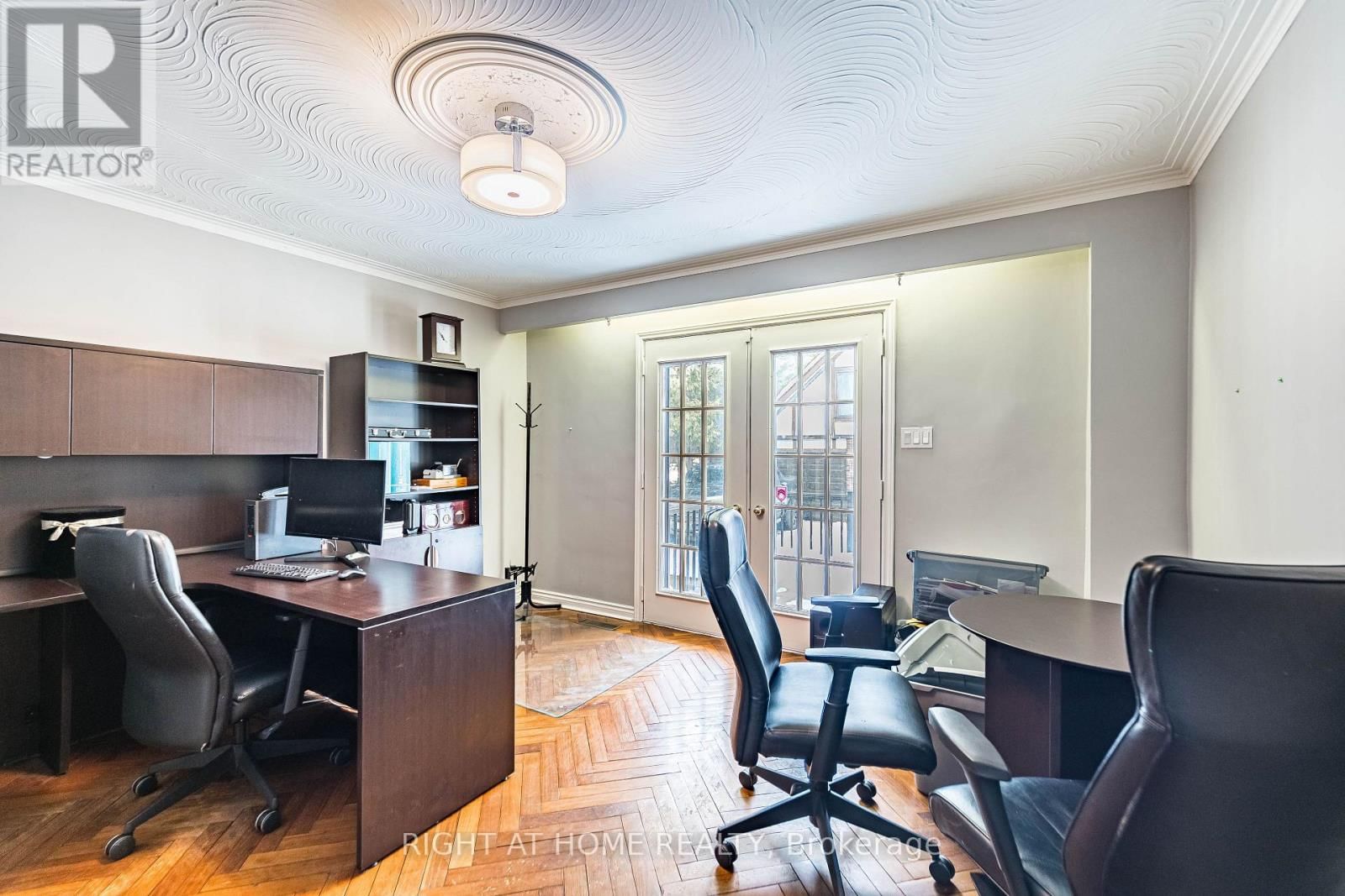 2123 GORDON DRIVE Image 27