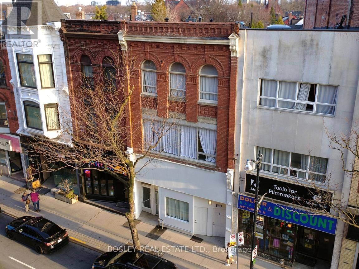 2963 DUNDAS STREET WEST Image 1