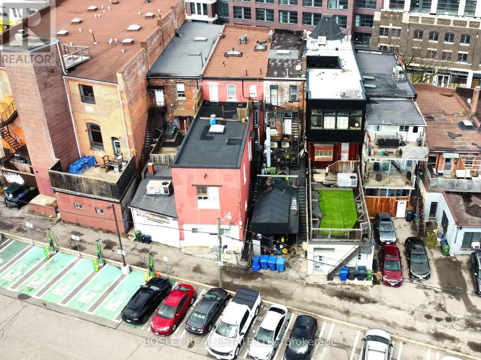 2963 DUNDAS STREET WEST Image 20