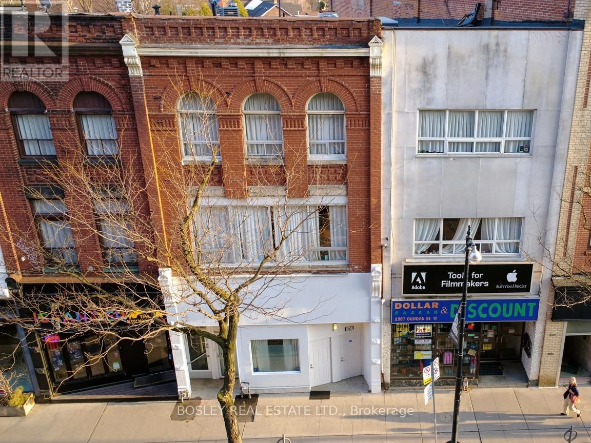 2963 DUNDAS STREET WEST Image 21