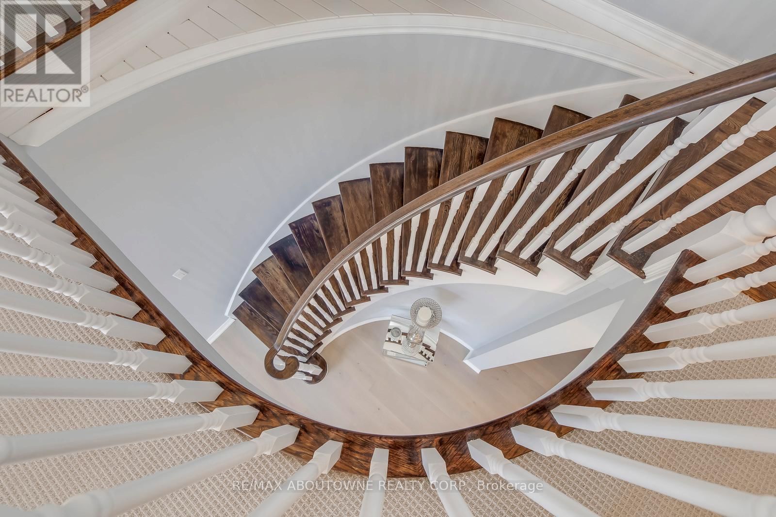 2389 GRAND OAK TRAIL Image 26