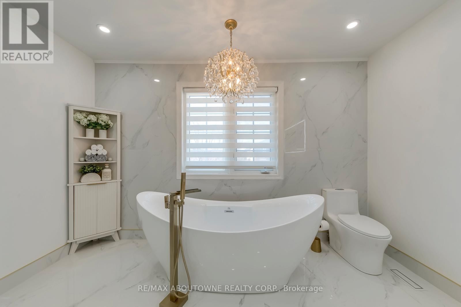 2389 GRAND OAK TRAIL Image 34