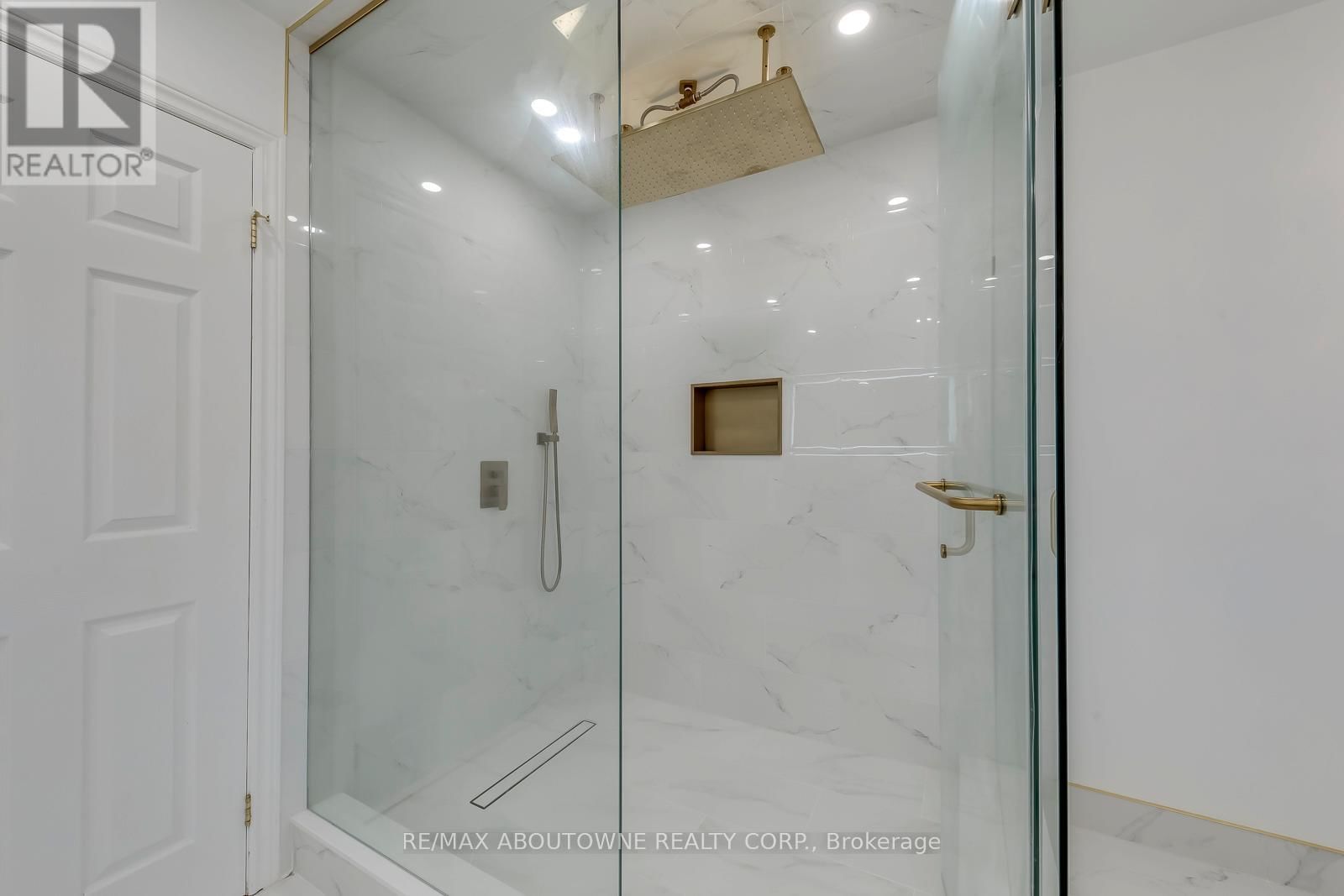 2389 GRAND OAK TRAIL Image 36