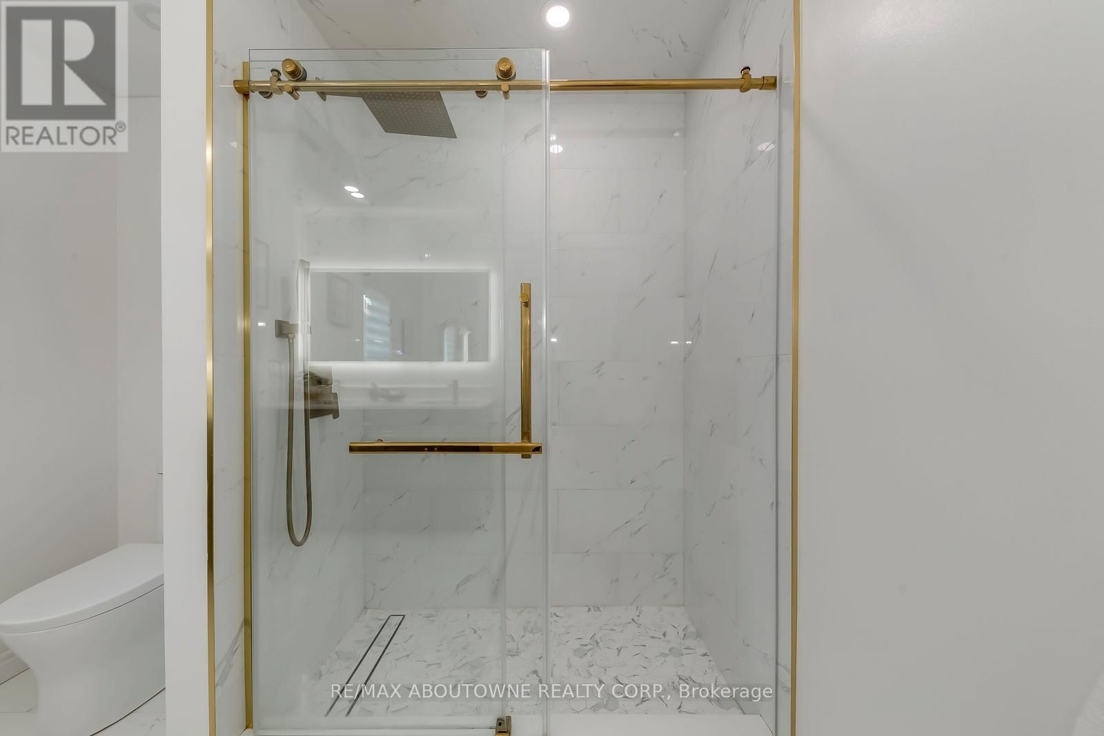 2389 GRAND OAK TRAIL Image 45