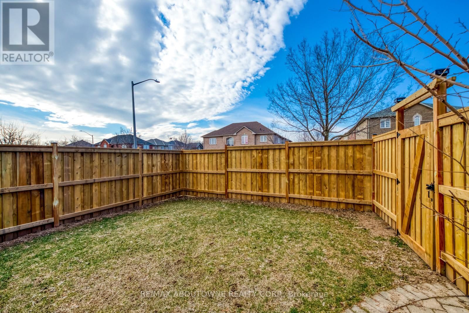 2389 GRAND OAK TRAIL Image 46