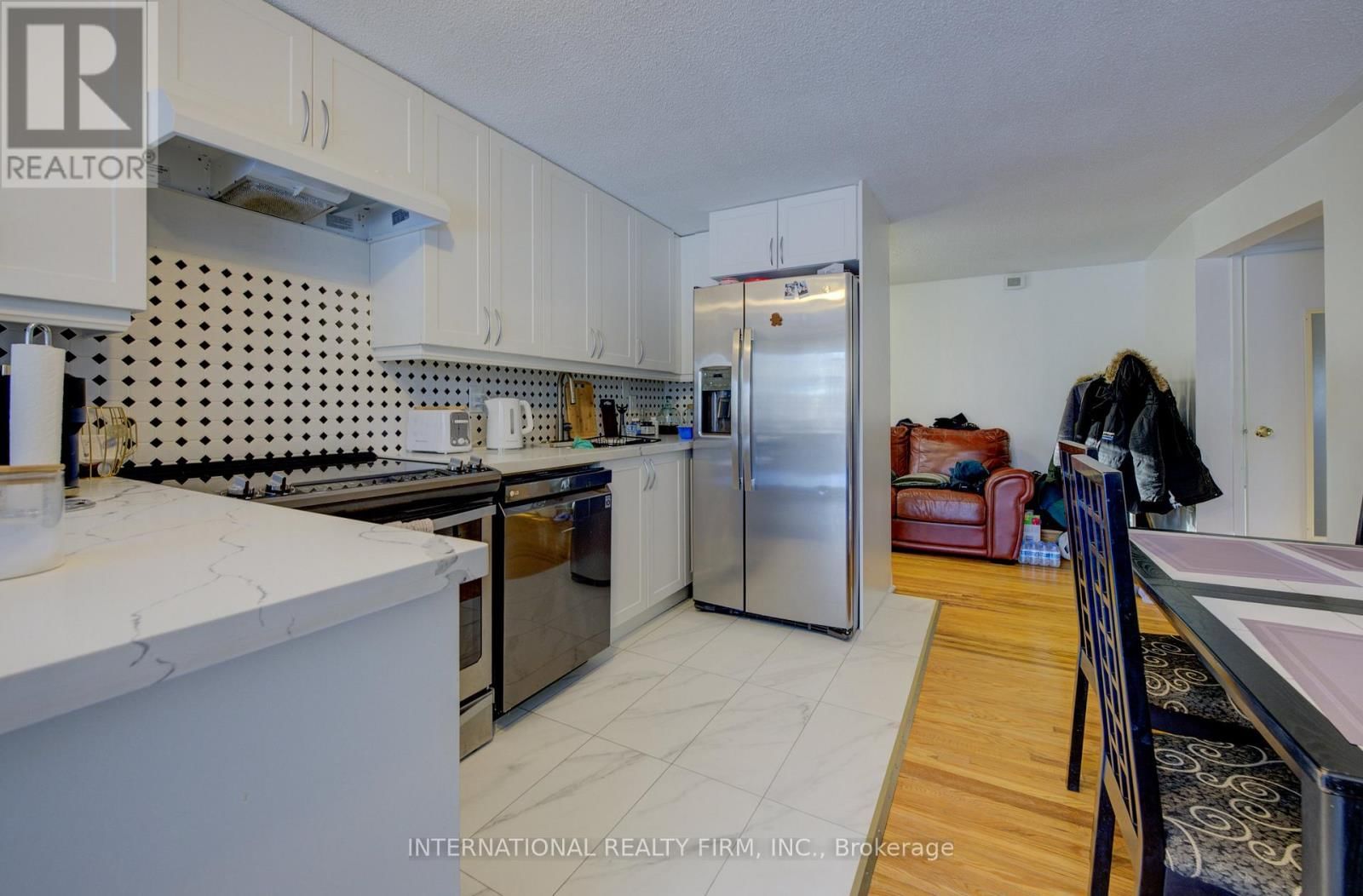 3446 BANNERHILL AVENUE Image 32