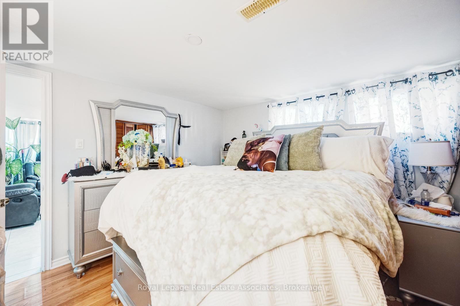 8 CAULFIELD ROAD Image 20