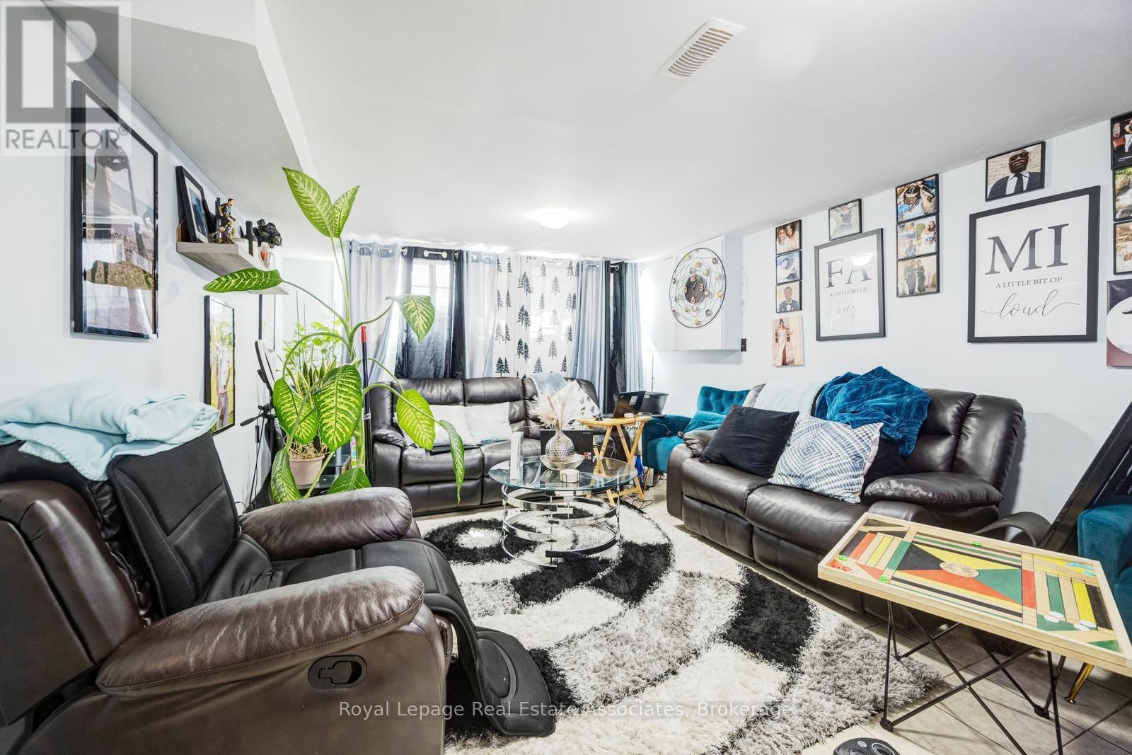 8 CAULFIELD ROAD Image 22