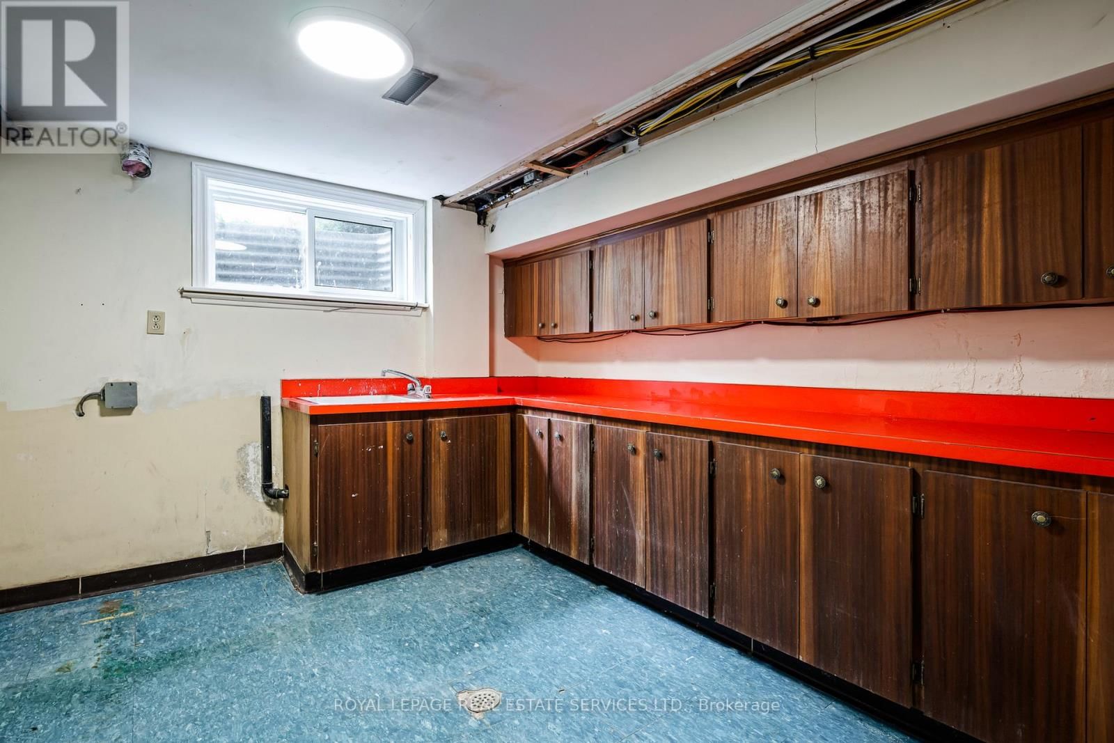 5 PINE RIDGE LANE Image 40