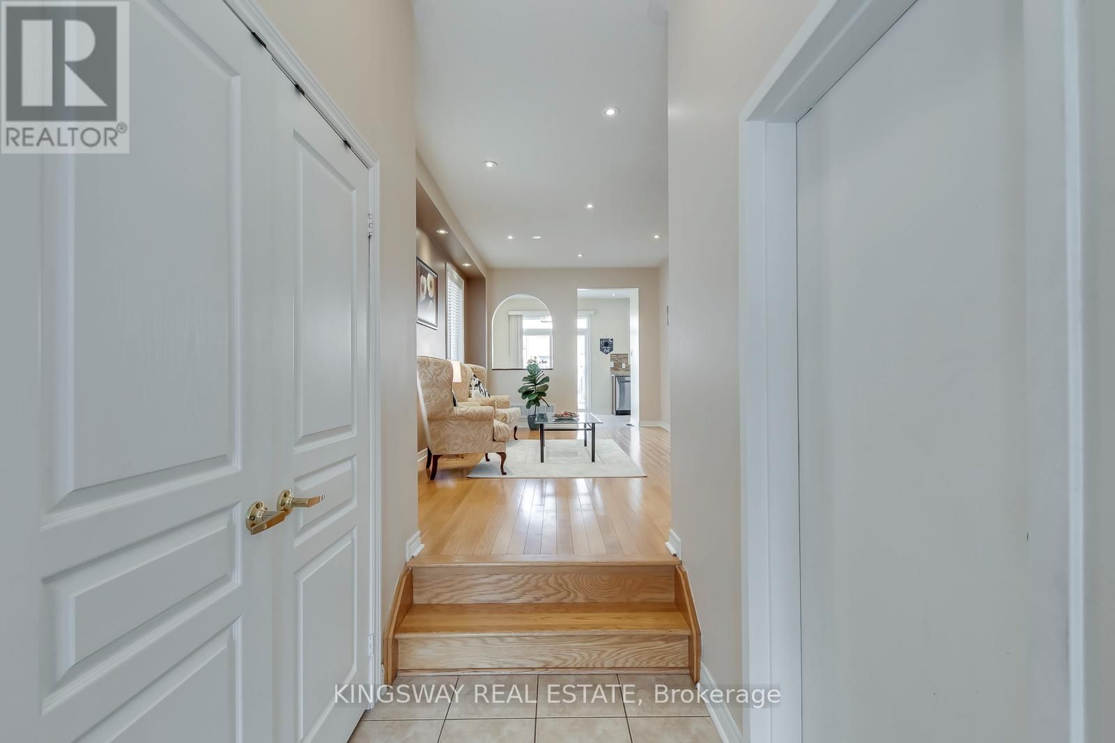 5479 FUDGE TERRACE Image 4