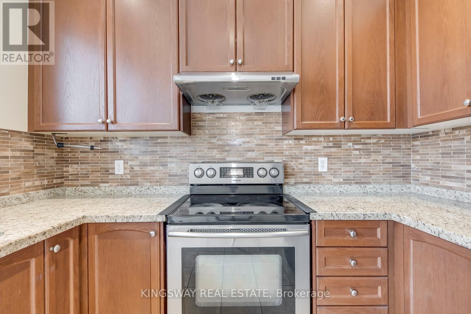 5479 FUDGE TERRACE Image 9